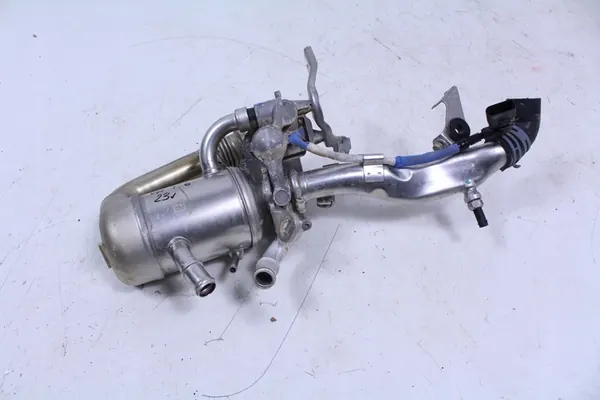 Válvula EGR VW Transporter T6 2.0 TDI image 2