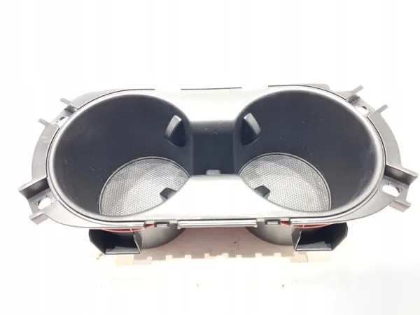 Porte-gobelet OEM 84626-J7000 pour Kia Ceed - Occasion image 2