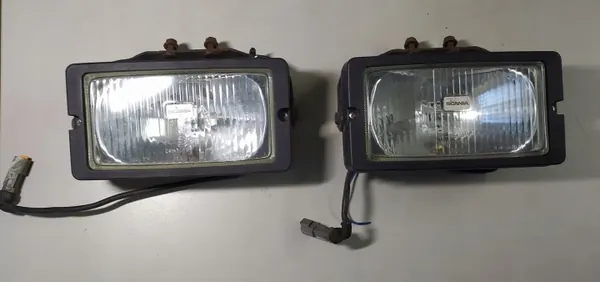 Scania OE 33 Halogenstrålkastare med Övermontering image 2
