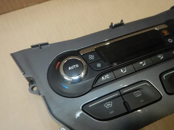 Panneau de climatisation Ford Transit CONNECT Tourneo OEM image 4