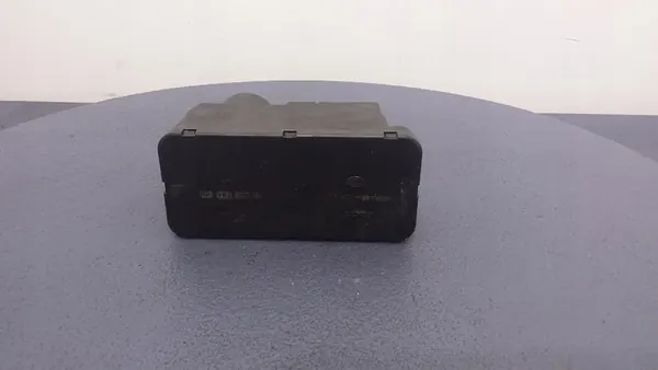 VW GOLF III Central Locking Pump 1H0962257G image 4