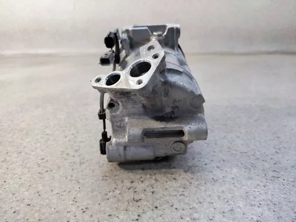 Compressore AC Nissan Qashqai III J12 1.3 DIG-T OEM 926006UB0A image 4