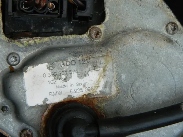 BMW OE 6925096 Heckwischermotor image 2
