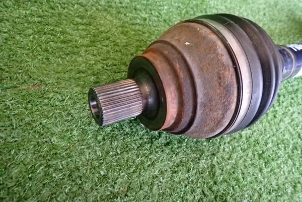 VW AUDI SEAT SKODA höger halvmuff 5Q0407272K image 2