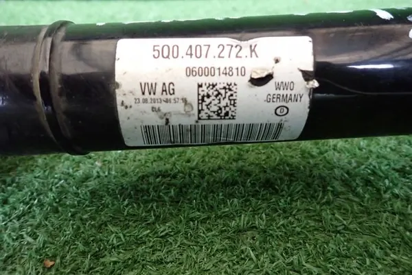 VW AUDI SEAT SKODA höger halvmuff 5Q0407272K image 3