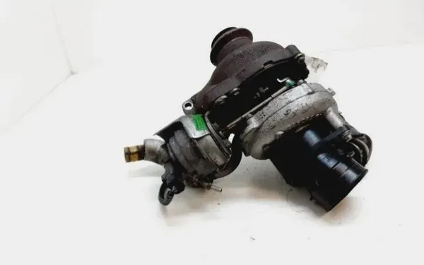 Turbo usado OEM 785062 para Volvo V60 1.6L Diésel image 3