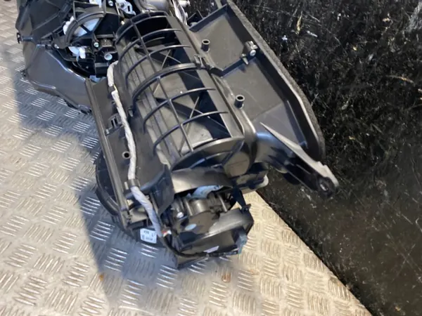 Honda Blästerhus OEM 79020-TGH-G810-M1 Begagnad image 3