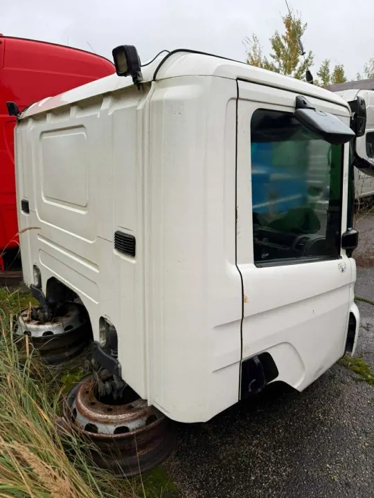 Cabina Scania CP14 Completa OEM 2034468 - Usada image 5