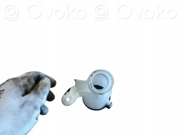 Toyota OE 000127 Spolarvätskeinloppsrör - Begagnad image 3