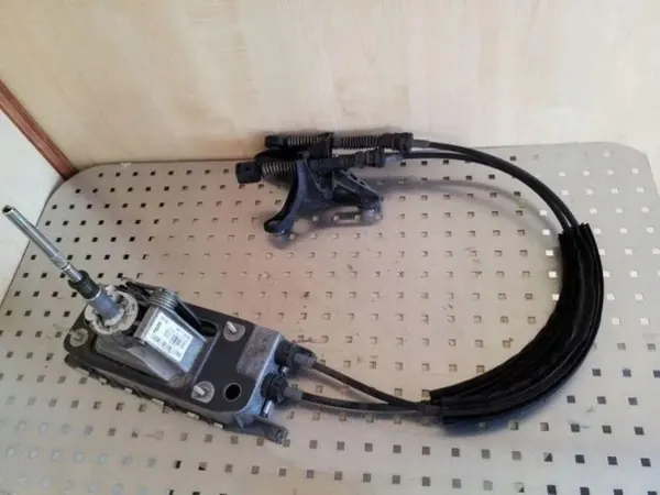 VW Versnellingsmechanisme OEM 1K0711265AC Gebruikt image 2