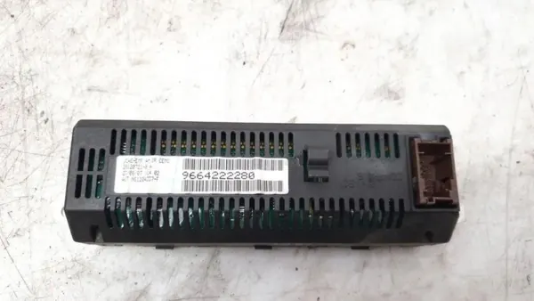 Écran de navigation OEM NS1204337F pour Citroën Jumpy image 3