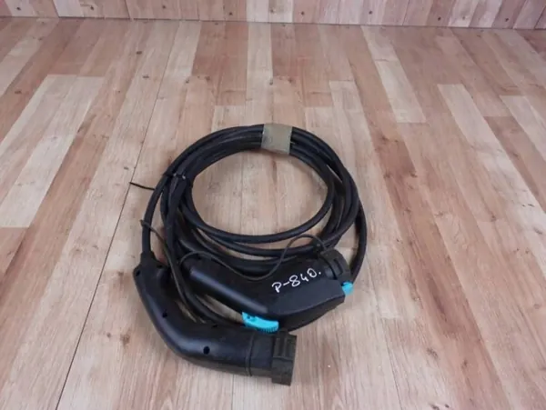 Mitsubishi Outlander III latauskaapeli OEM 35327970 image 2