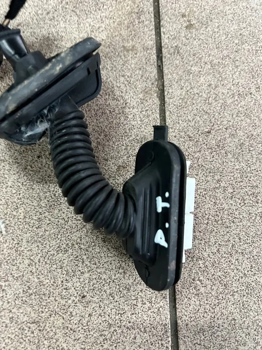 TESLA MODEL Y 20- FIO DE PORTA TRASEIRA DIREITA OEM 1489054-00-E image 2