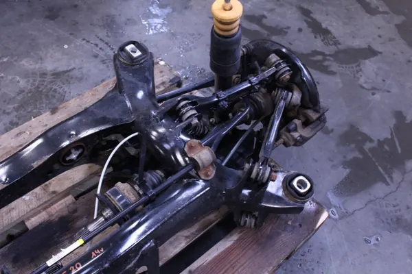 Achterophanging balk OEM BELKA ZAWIESZENIE TYŁ BMW F20 image 4