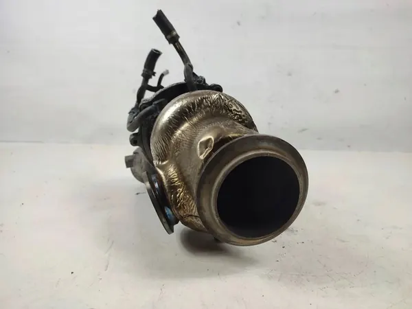 Mercedes 4.0 AMG V8 A1770903500 image 4