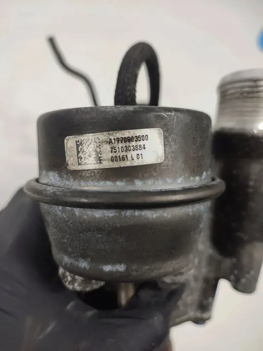 Mercedes 4.0 AMG V8 A1770903500 image 8