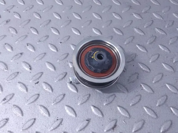 Distributieriemspanning Skoda Fabia Mk3 OEM 04C109479K image 2