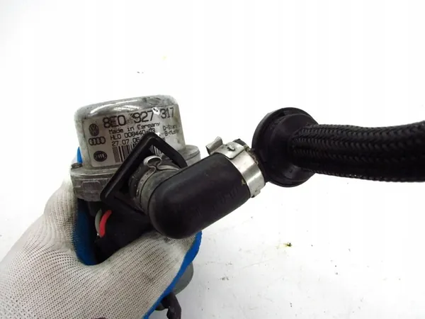 AUDI A6 C6 Extra Rempomp 8E0927317D image 5