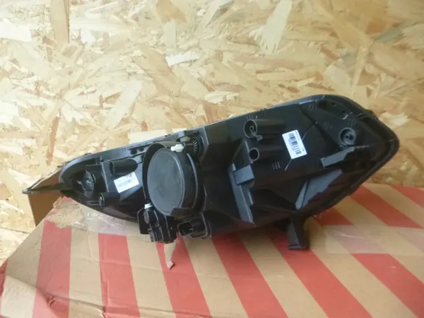 VASEN ETULAMPPU FORD ECOSPORT 12-17 image 8