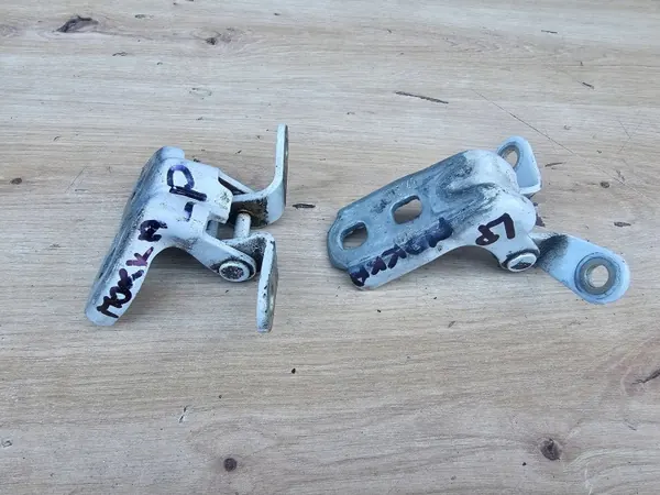 Dörrgångjärn Vänster Fram OEM ZAWIASY DRZWI LEWY PRZÓD image 3