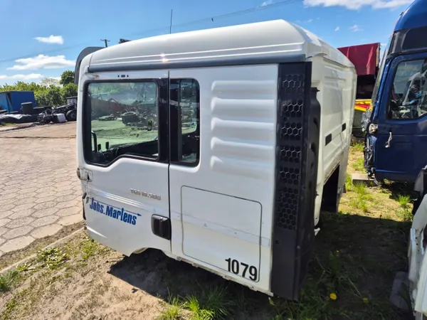 MAN TGS Euro 6 slaapcabine - OEM KABINA SYPIALNA GOŁA image 4