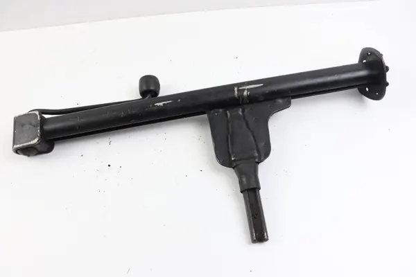 Macaco Mercedes OEM 2105830115 para W202 - Usado image 3