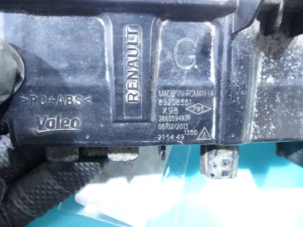 Vänster Dagsljus OEM 89208551 för Renault Clio IV 2012-2016 image 7