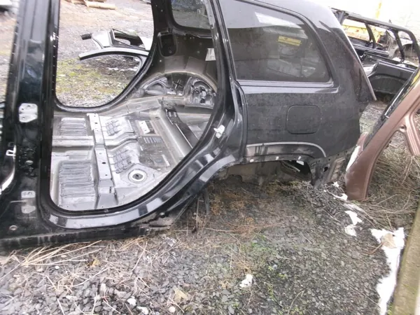 Panel lateral trasero Jeep Grand Cherokee WK2 OEM image 2