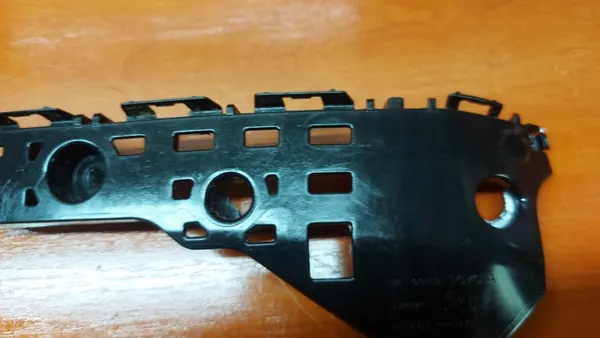 Copertura paraurti anteriore destro Toyota Land Cruiser FJ120 image 3