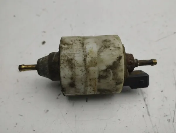 BMW Webasto Bränslepump OEM AMD134730 - Begagnad image 2
