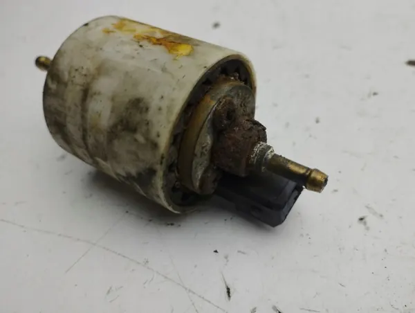BMW Webasto Bränslepump OEM AMD134730 - Begagnad image 6