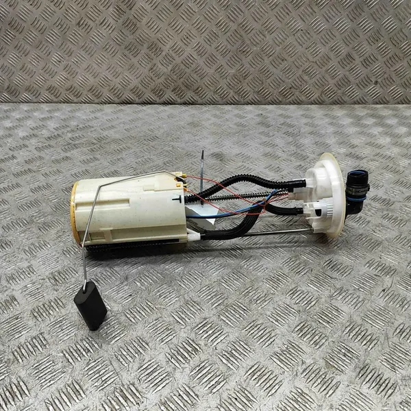 Polttoainepumppu FIAT DUCATO FLATBED 2.3L diesel 2010 OEM 1368151080 image 5