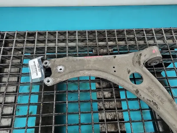 Braccio di Controllo Anteriore Sinistro Audi Q3 2.0 TDI 11-14 image 3