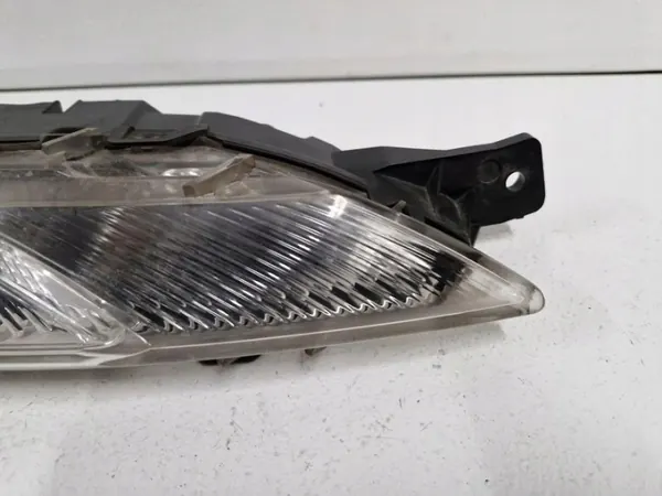 Citroen C4 Picasso II DRL Lamp OEM 9676036280 Rechts Voor image 4