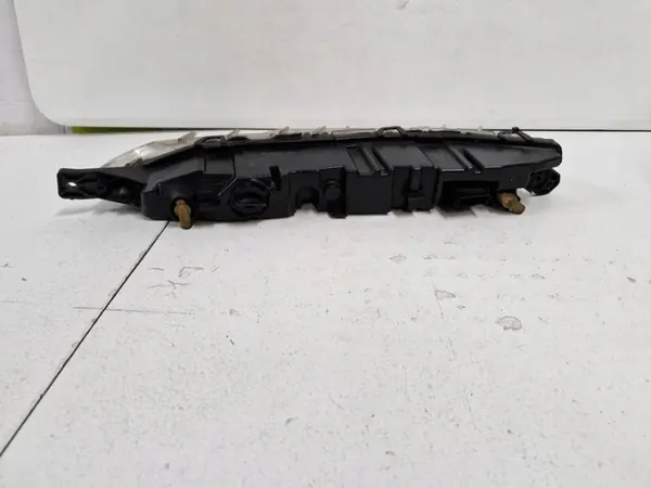 Citroen C4 Picasso II DRL Lamp OEM 9676036280 Rechts Voor image 5