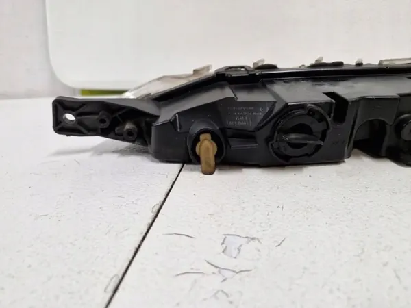 Citroen C4 Picasso II DRL Lamp OEM 9676036280 Rechts Voor image 7