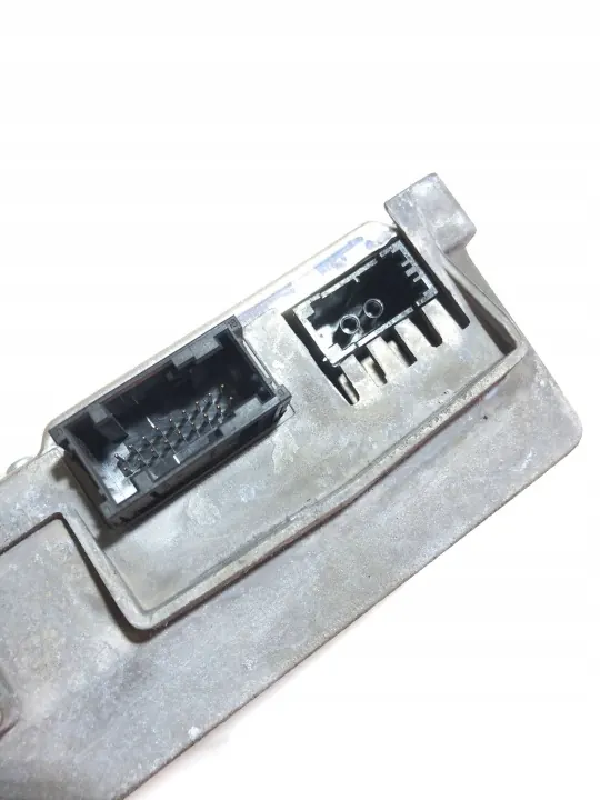 Bang & Olufsen Radio-versterker Audi A5 8T OEM 8T1035223A image 8