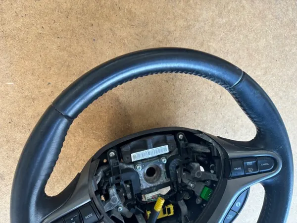 Volante Honda OE - Cuero genuino, Usado image 3