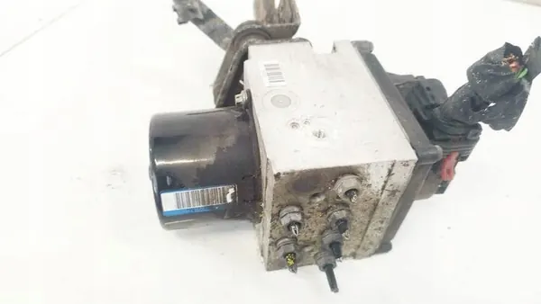 Volkswagen Passat ABS-module 2008 1.9L 3C0614109K image 2