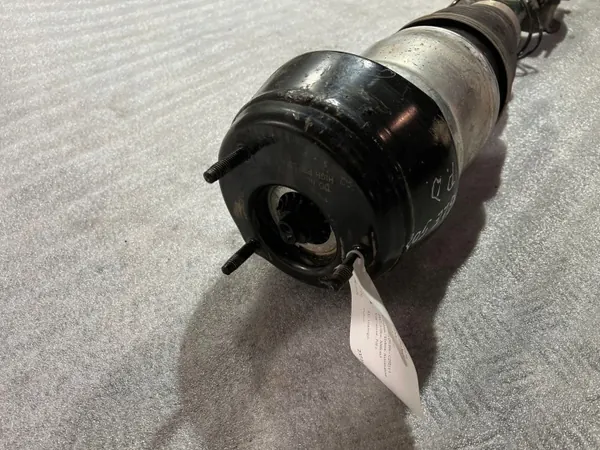 Begagnad vänster bak luftfjädring OEM A1663204266 Mercedes image 3