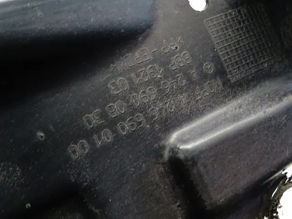 Pasos de rueda delantero izquierdo OEM A2466900100 Mercedes CLA image 6