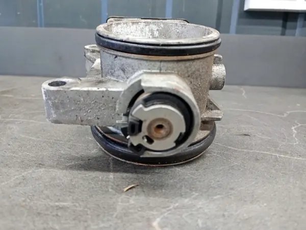 Corps de papillon OEM 408239822001 pour Renault/Dacia image 6
