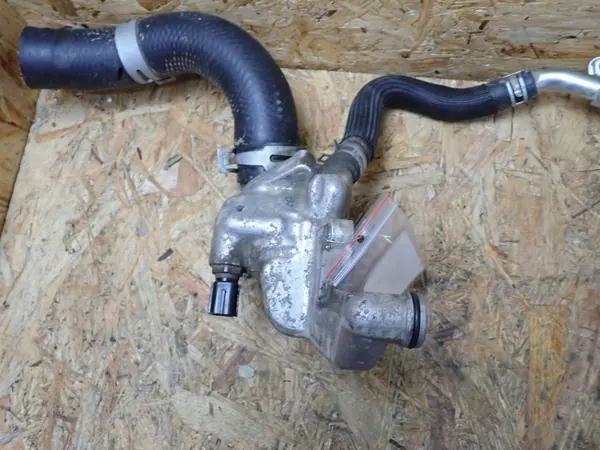 Boîtier thermostat OEM BTU2021 pour Isuzu D-Max image 6