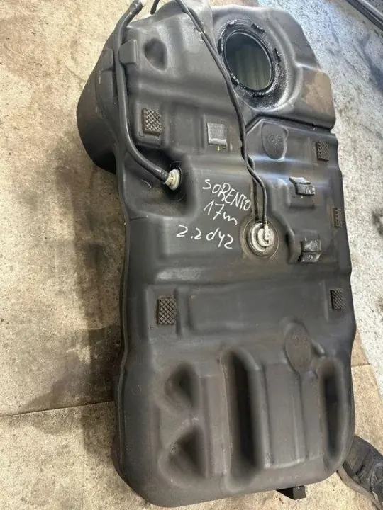 Réservoir carburant OEM 31100-C5900 pour Kia Sorento 2016-2019 image 5
