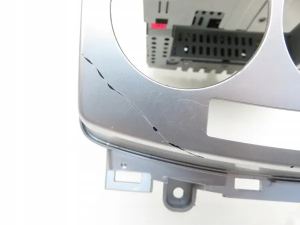 Rádio Mazda 5 OEM 14792086 - Estado usado image 9