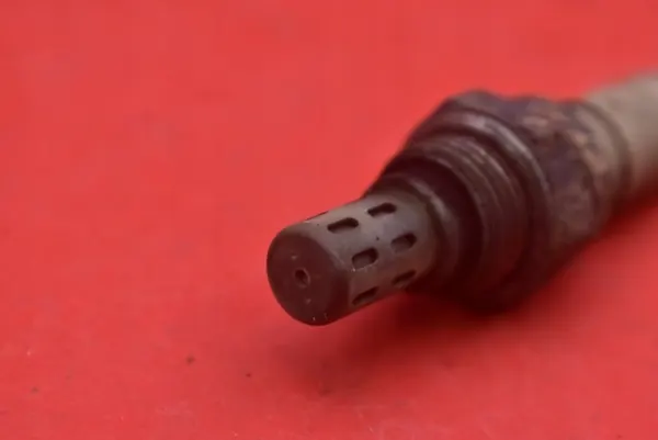 SENSOR LAMBDA SATURN VUE 2 II 3.6 V6 4X4 2007-2010 OEM 12597947 image 3