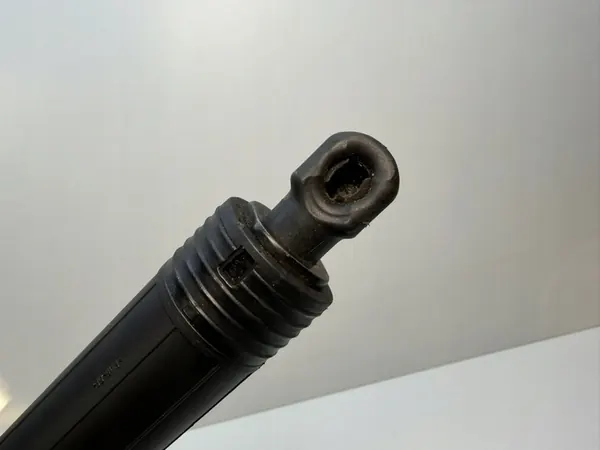 AUDI A5 8W Elektrisk Aktuator Bagagelucka 8W8827051E image 2