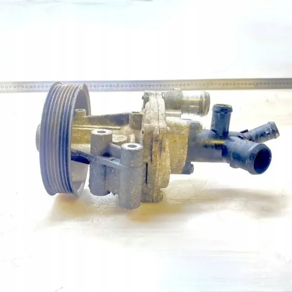 Waterpomp OEM 273197000 voor Ford Ranger 2014 image 2