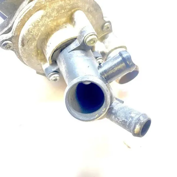 Waterpomp OEM 273197000 voor Ford Ranger 2014 image 5