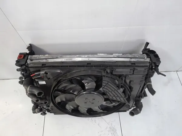 Mercedes E-Class W214 Koeler en Ventilator image 2